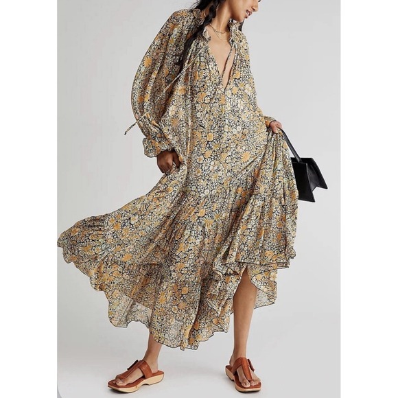 Free People Dresses & Skirts - Free People Feeling Groovy Maxi Dress S Boho Floral Cottagecore Flowy peasant